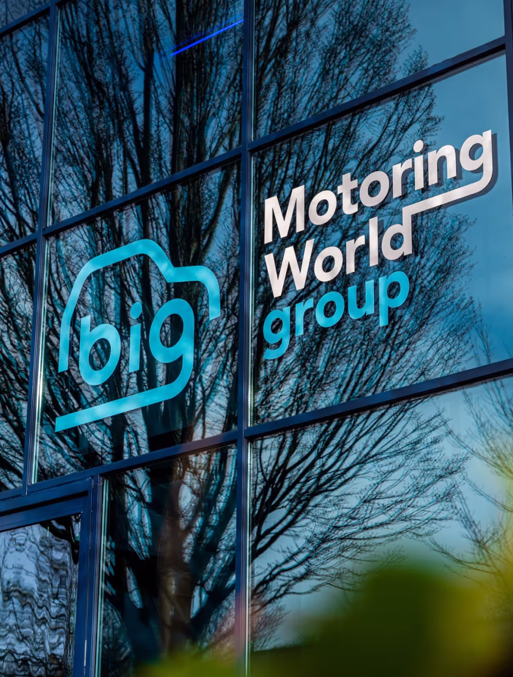 Big Motoring World